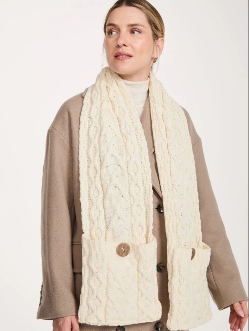 Carraigdonn Moy Aran Pocket Merino Scarf